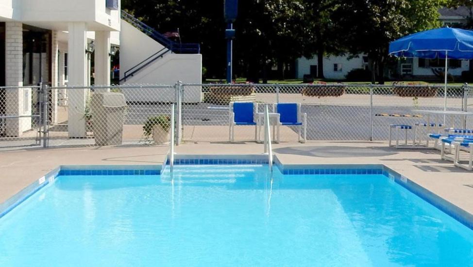 Fields Park Motel Wisconsin Dells Esterno foto